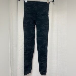 Black Camo Spanx Leggings